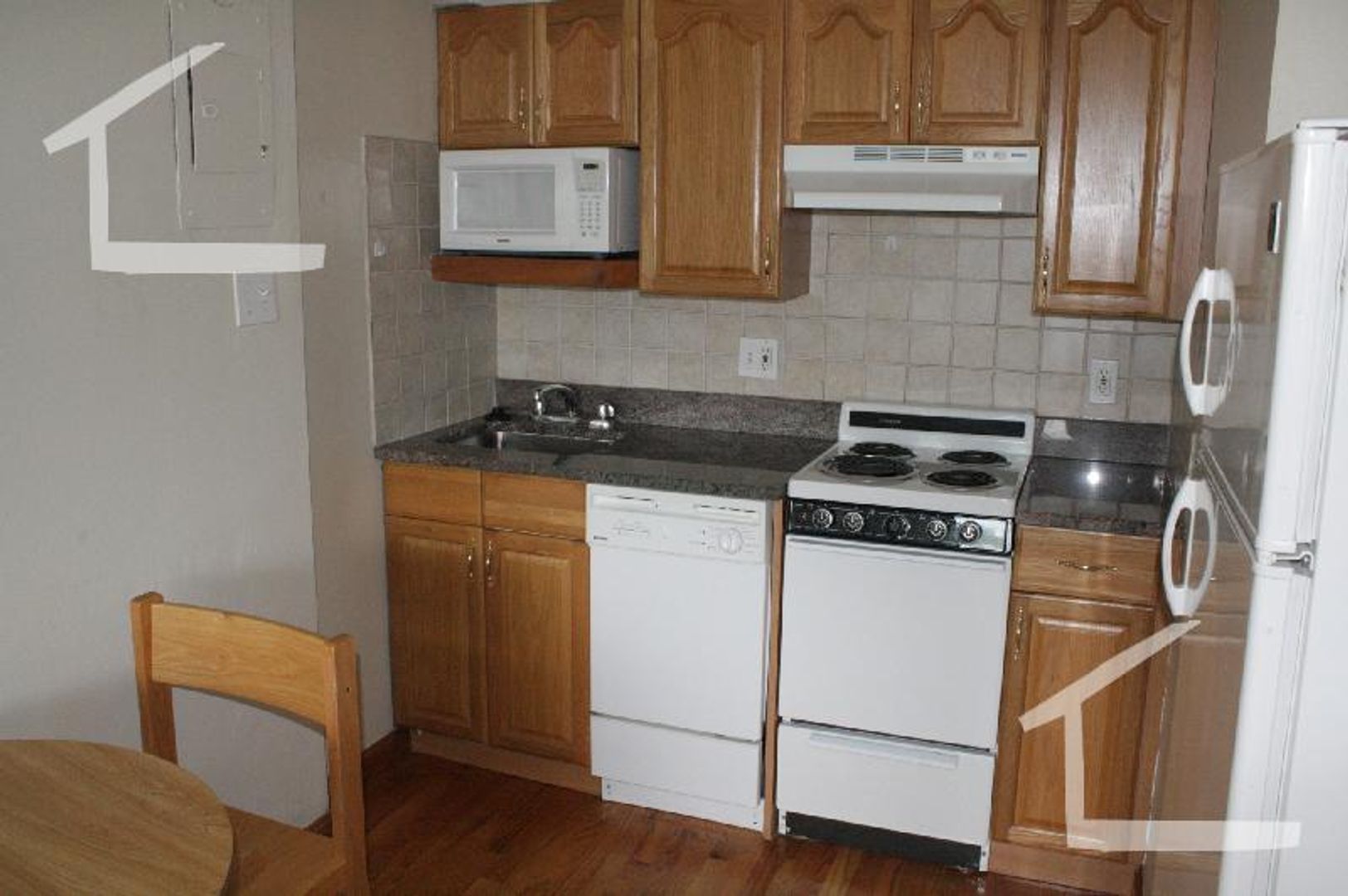 Boston House: 1110 Commonwealth
