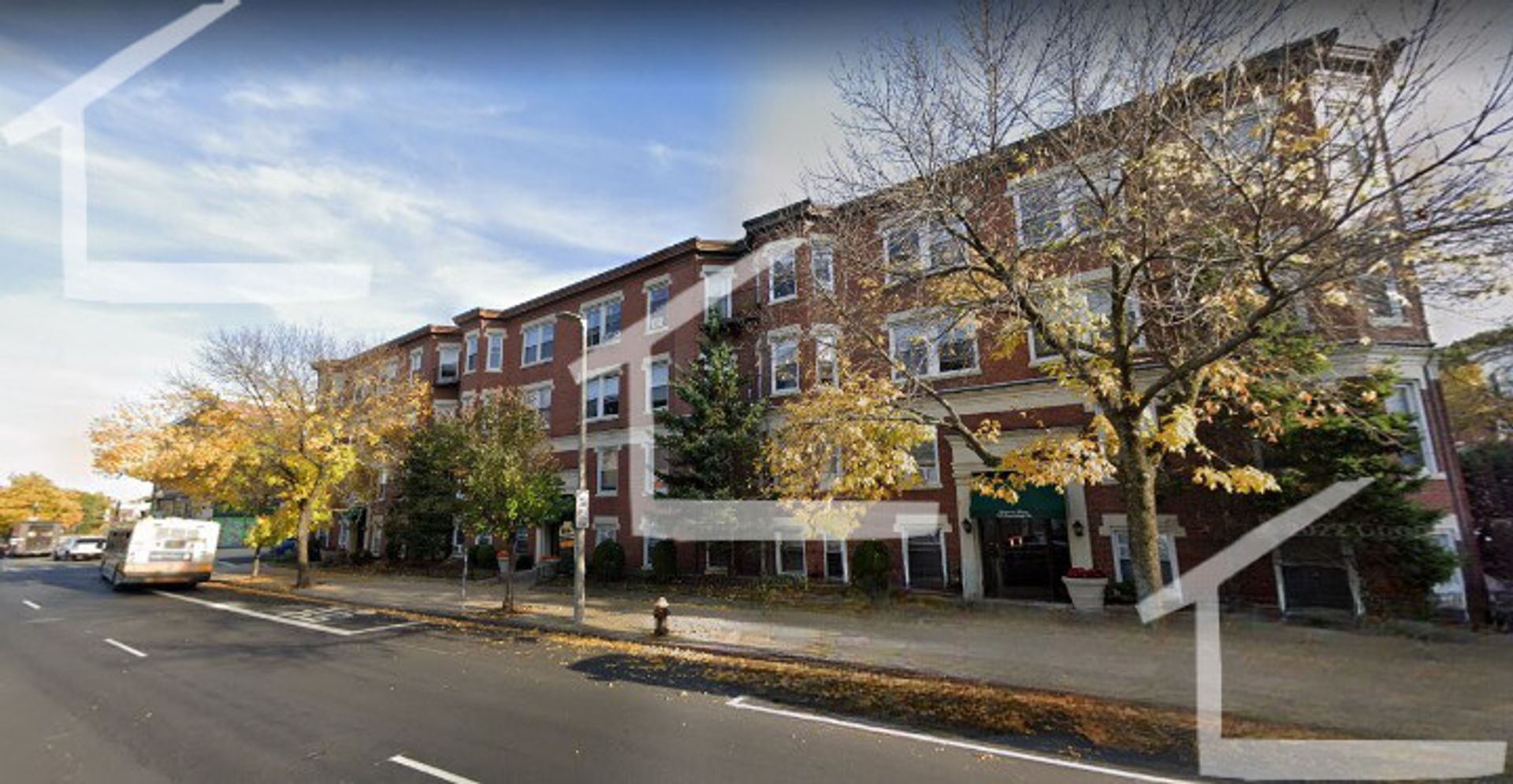 Boston House: 518 Cambridge St
