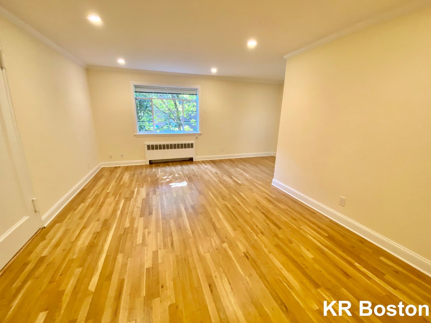 Brookline Condo: 80 Saint Paul St