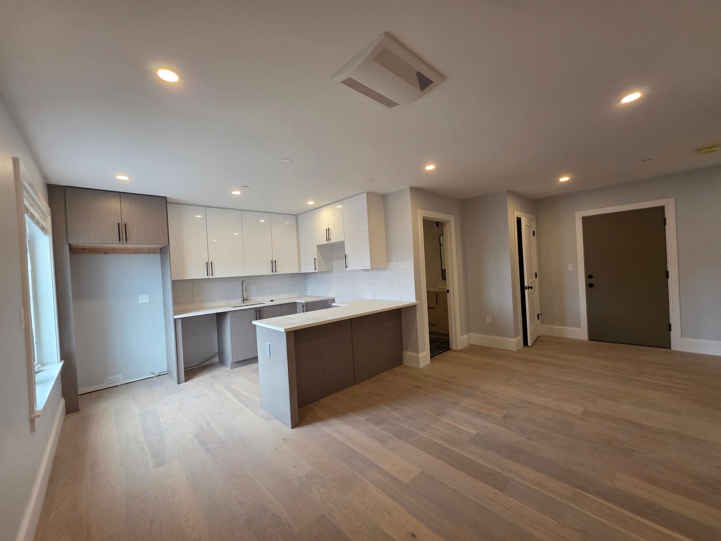 Brighton Condo: 349 Market St