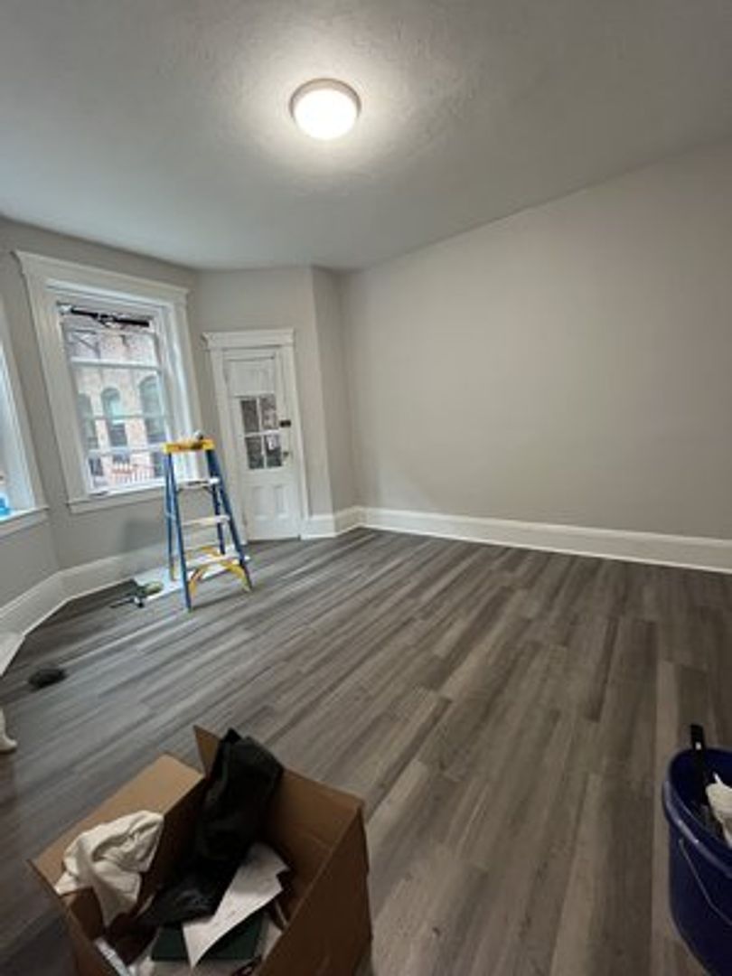 Boston Condo: 11 Royce Rd.