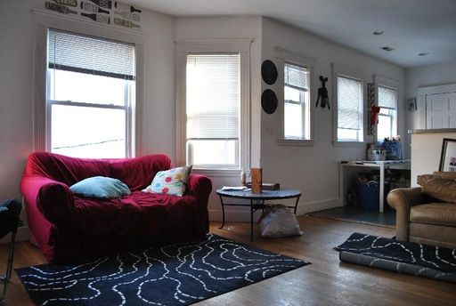 ALLSTON 5 BED/2 BATH ON GARDNER ST. FOR 9/1/2026 – photo 1