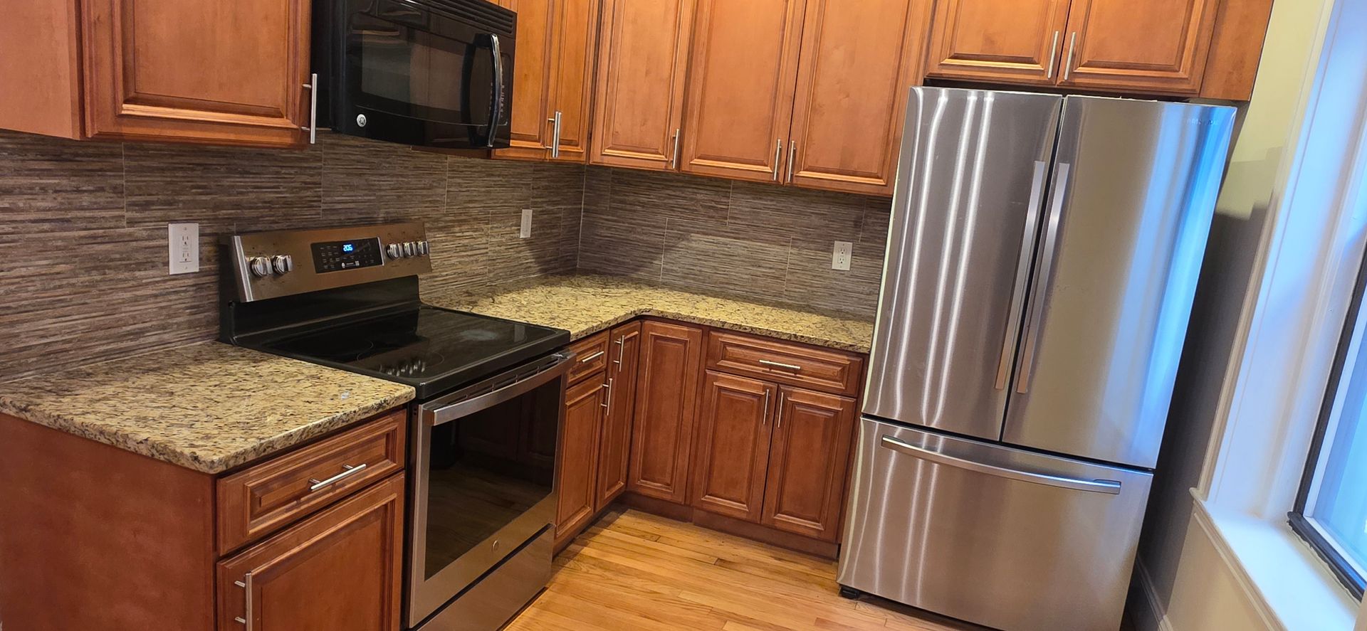 Brookline Condo: 184 Saint Paul Street