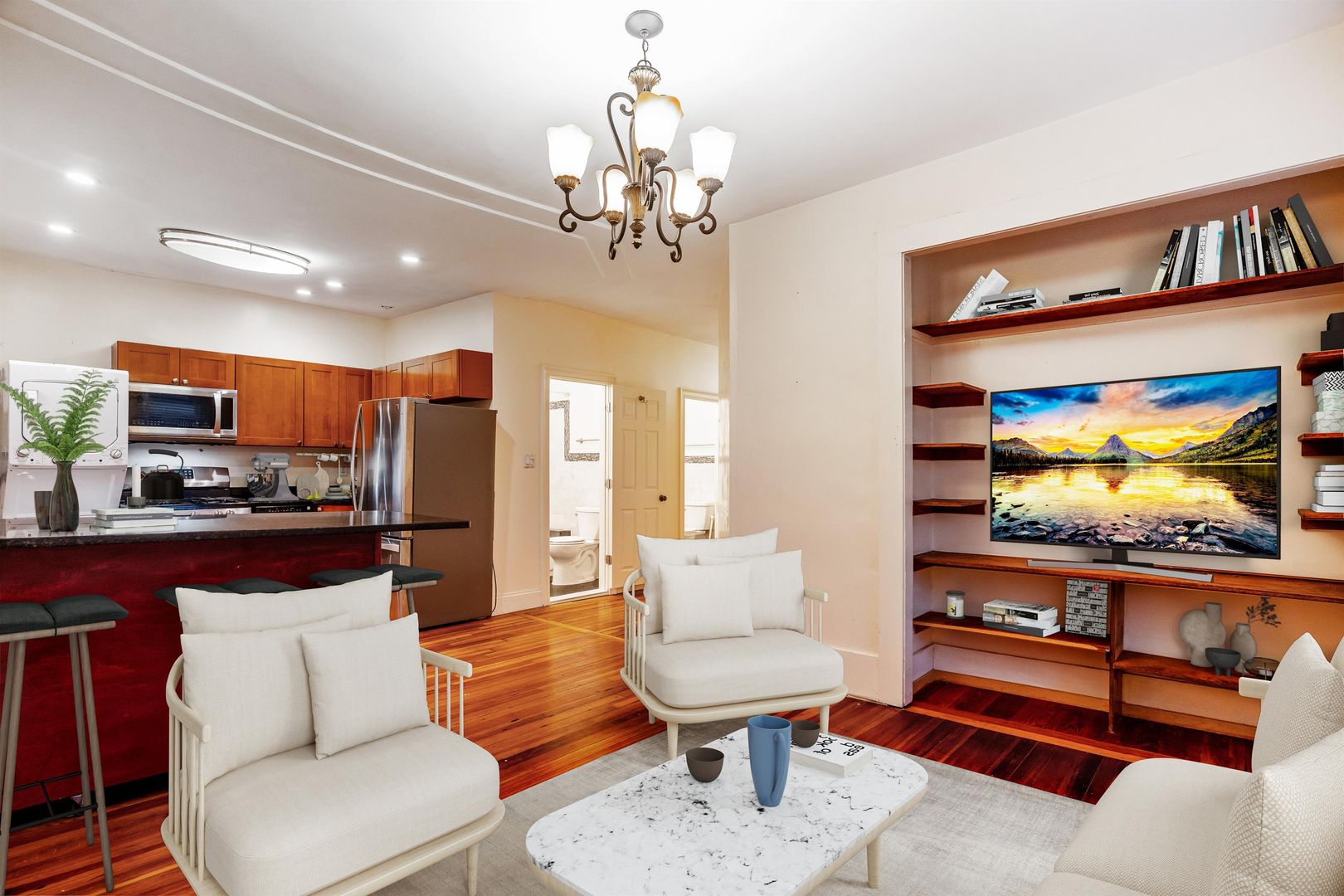 Boston House: 127 Day St