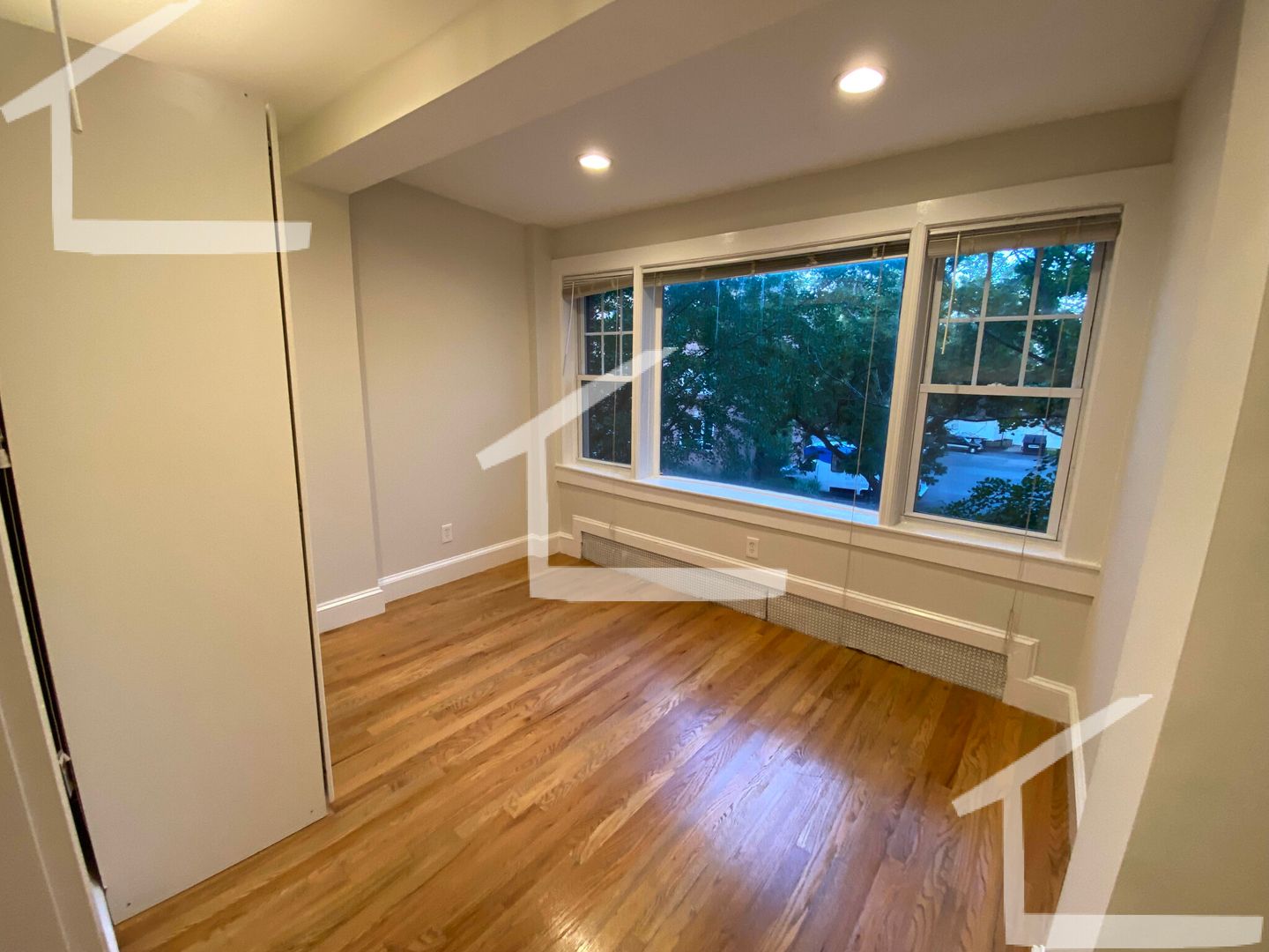 Boston Condo: 26 Chiswick Rd