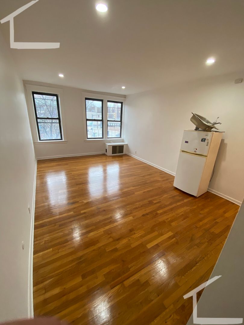 Boston Condo: 153 Brighton Avenue