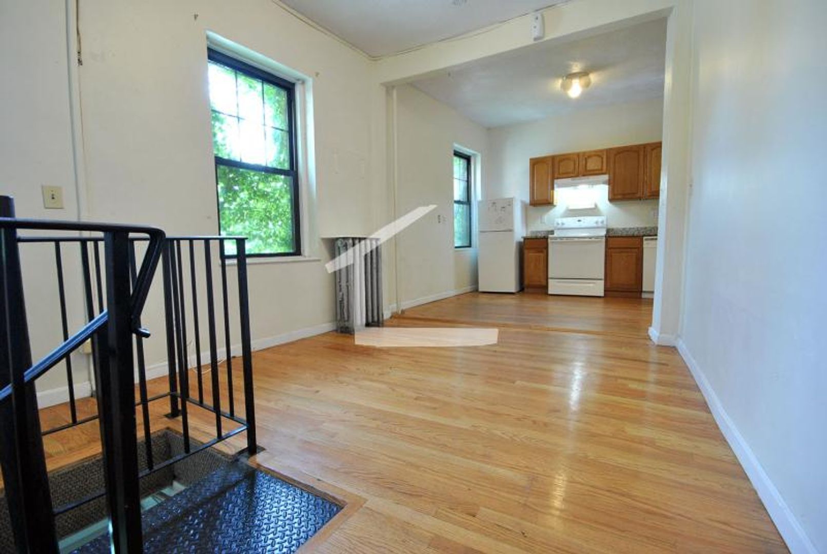 Boston Condo: 136 Hemenway St