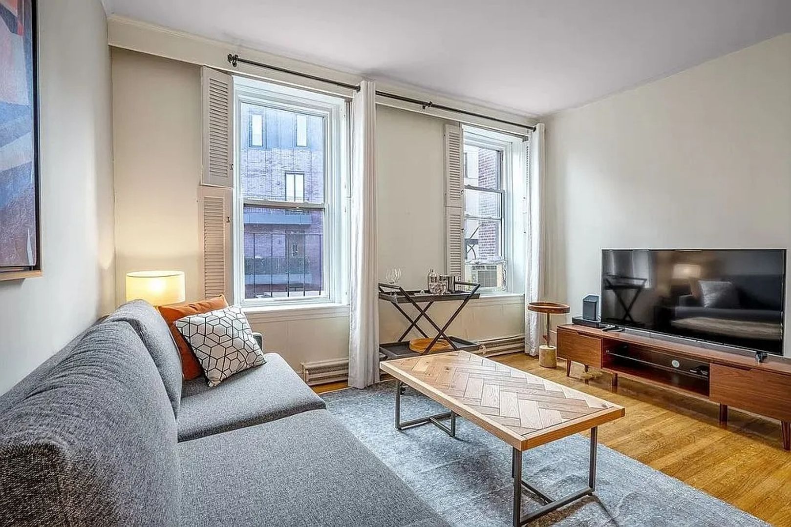 Boston Condo: 528 Beacon St
