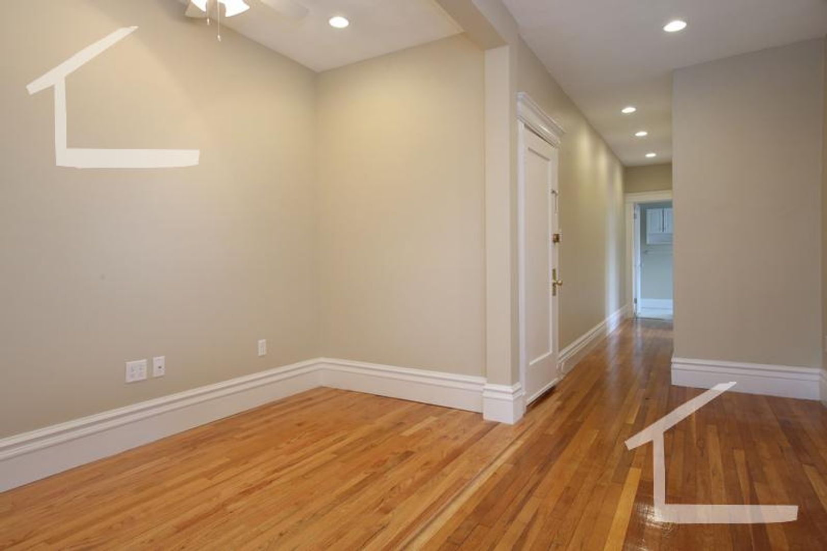 Boston Condo: 1109 Boylston St