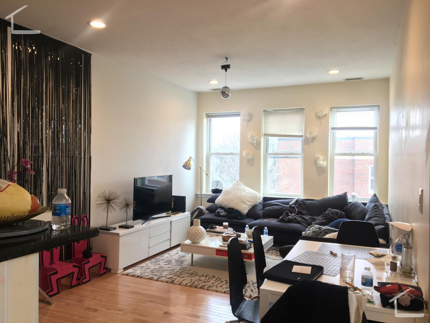 Brookline Townhome: 92 pleasant St