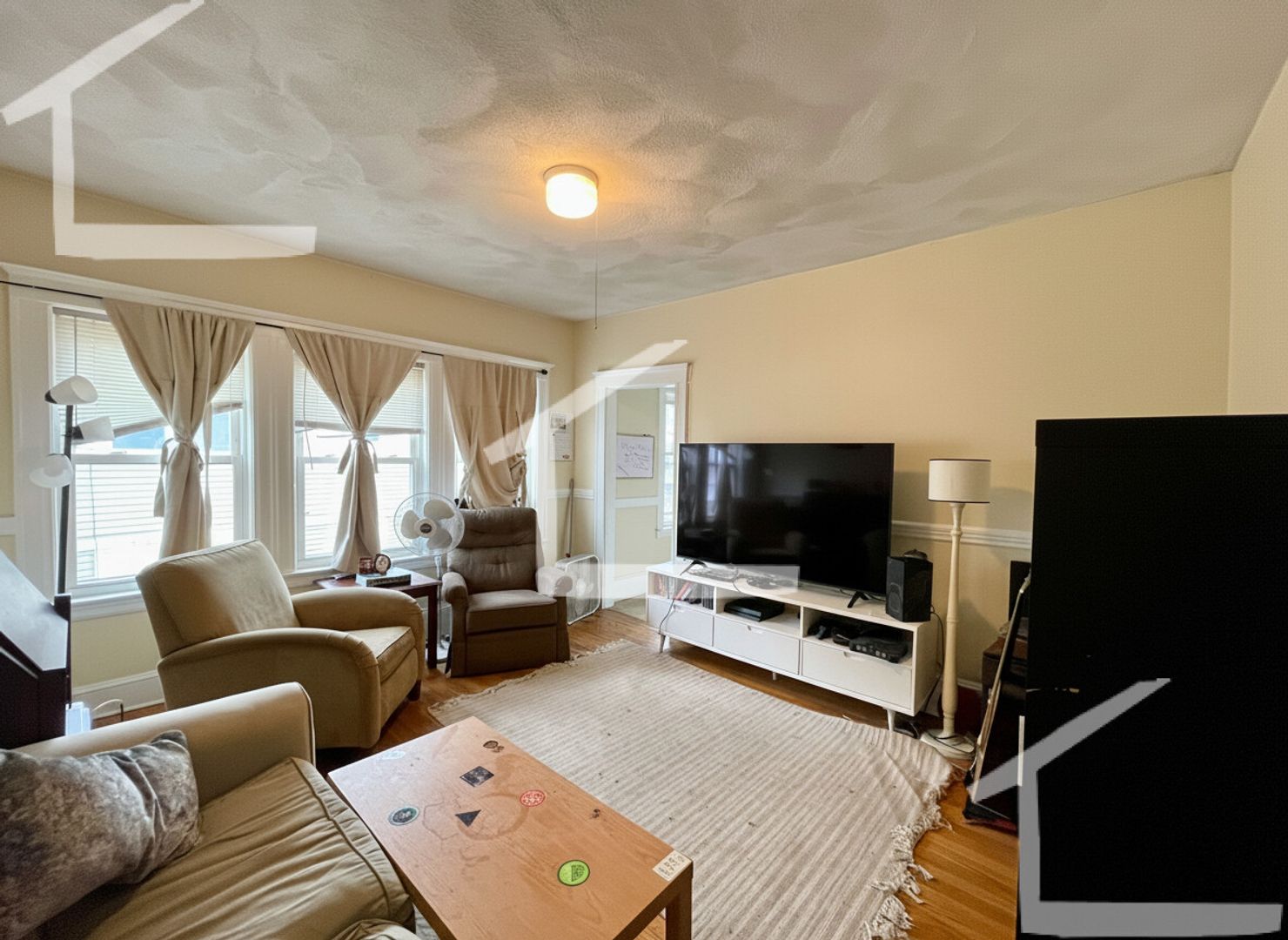 Boston Condo: 97 Kilsyth Rd