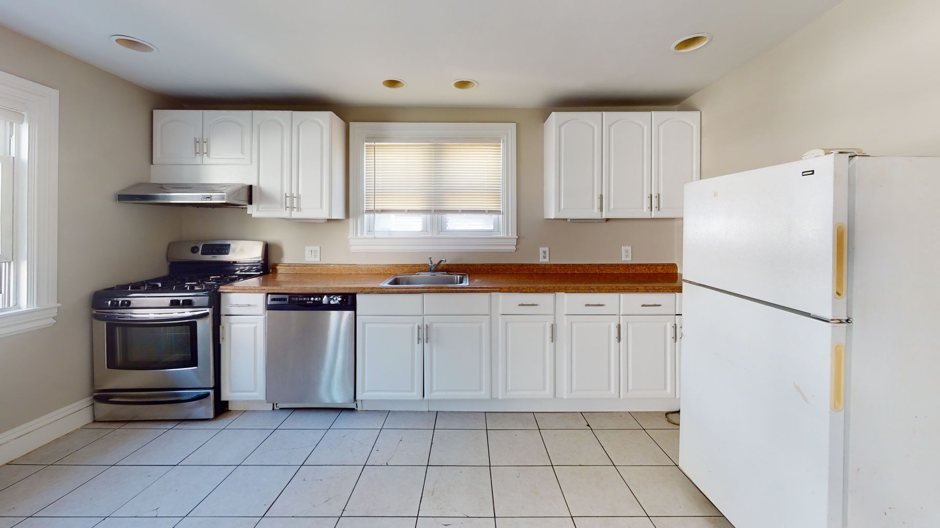Boston House: 18-20 Kelley Ct