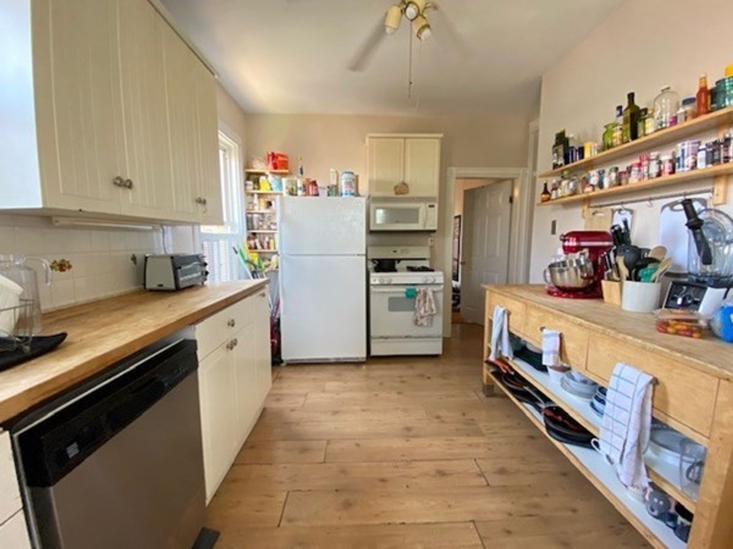 Boston Condo: 84 Calumet St