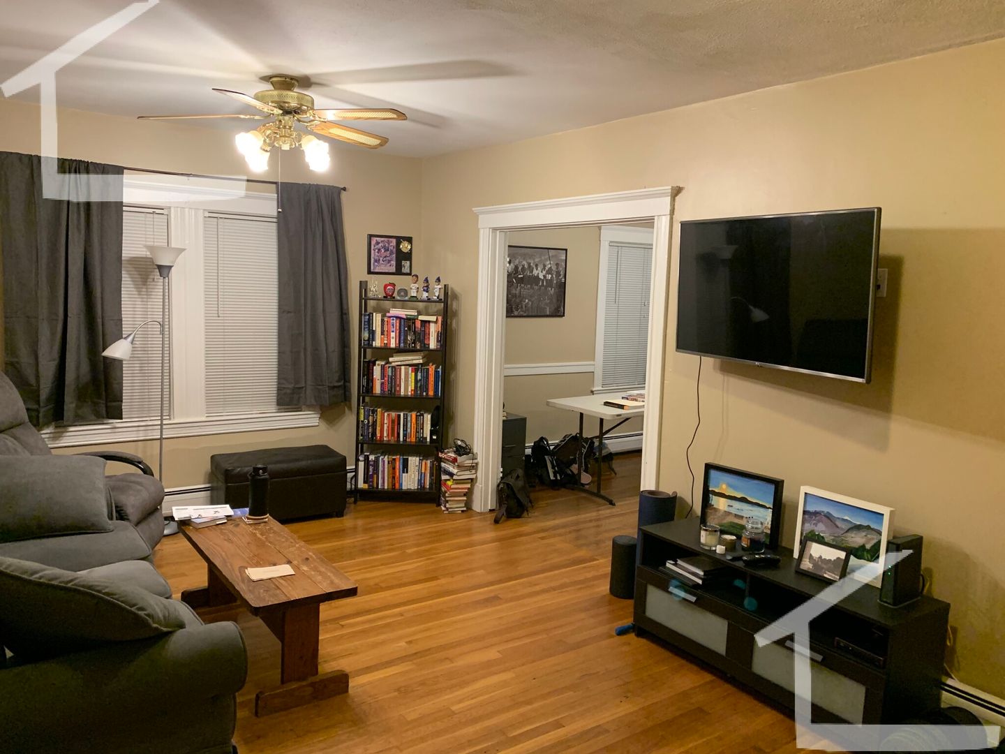 Watertown House: 12 Lyons Ct