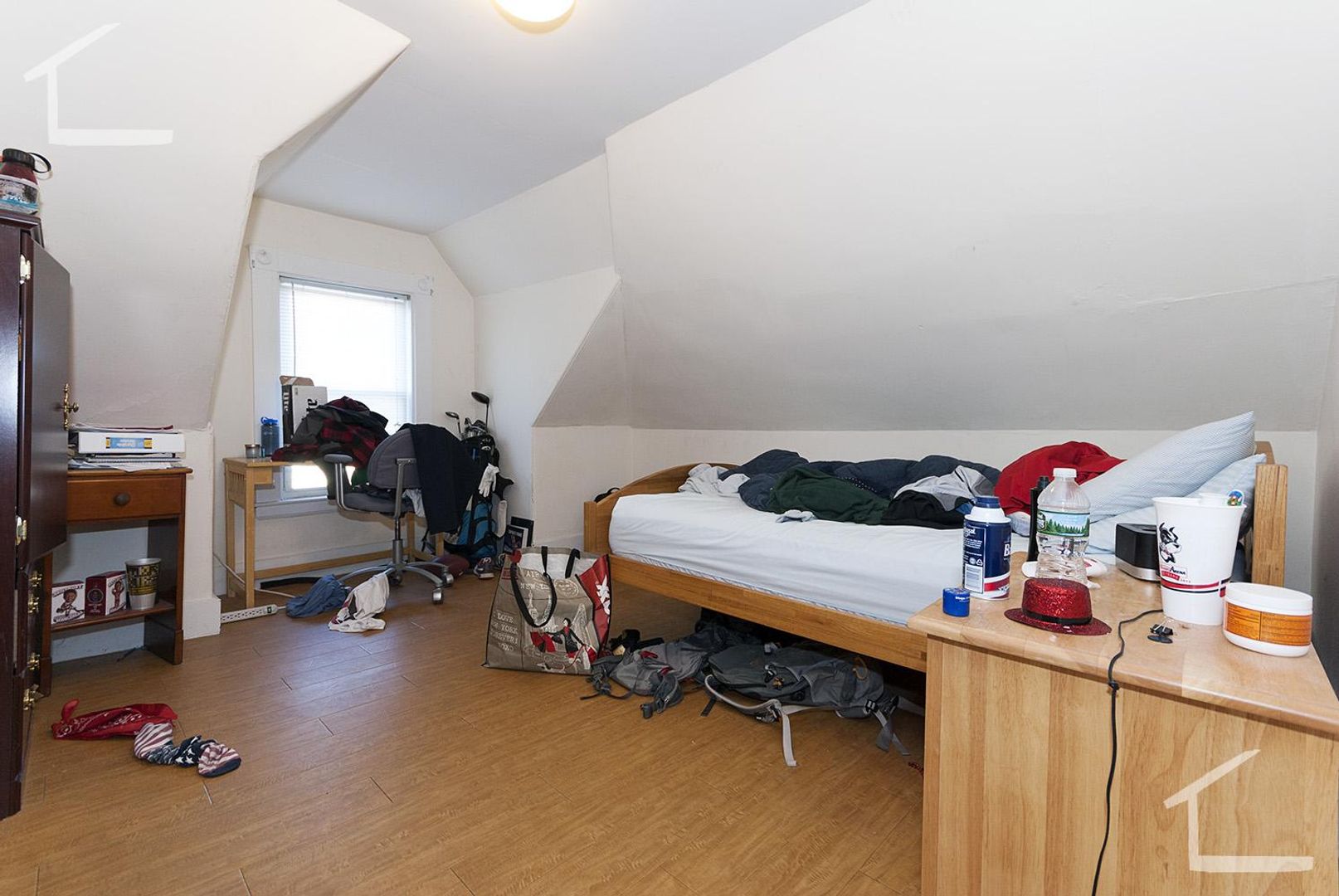 Boston House: 58 Ashford St