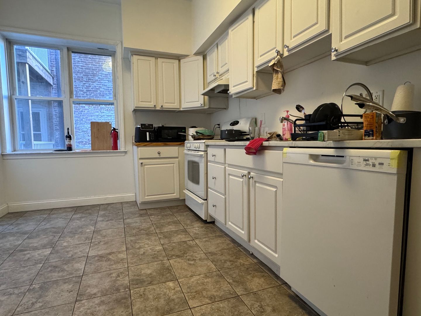 Brookline House: 49 Saint Marys St