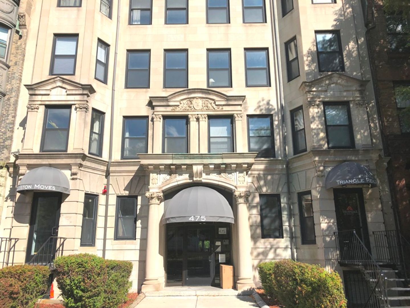 Boston House: 475 Commonwealth Ave.