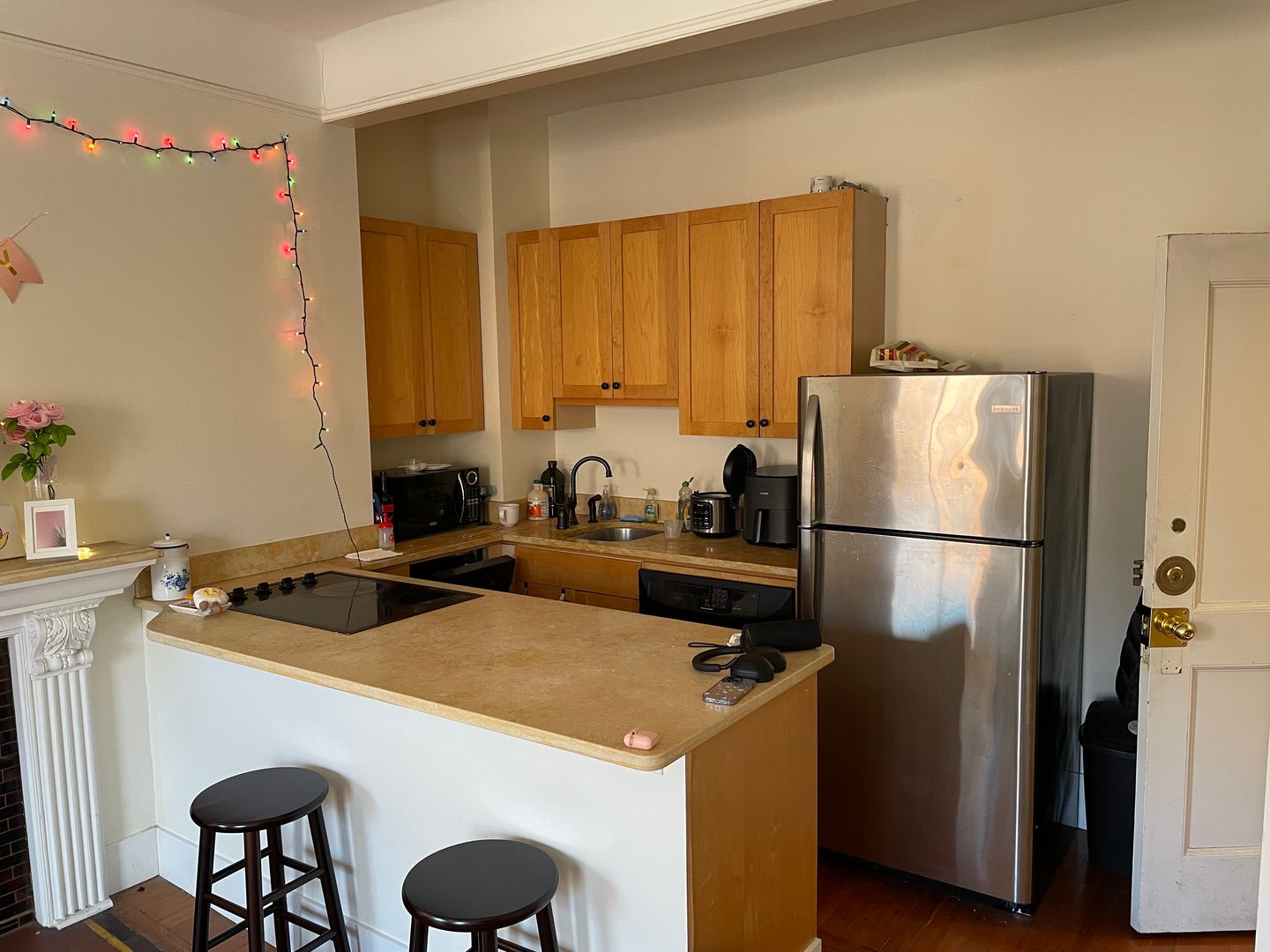 Boston House: 591 Beacon Street