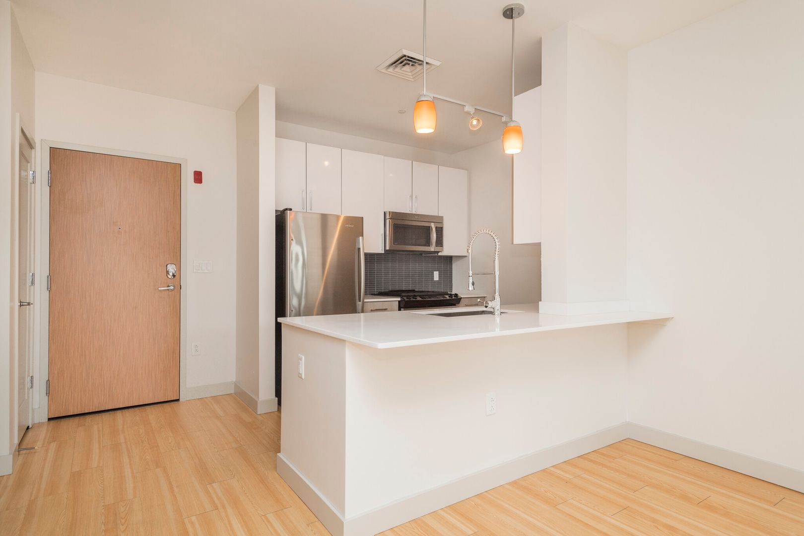 Boston Condo: 10 Chester St.