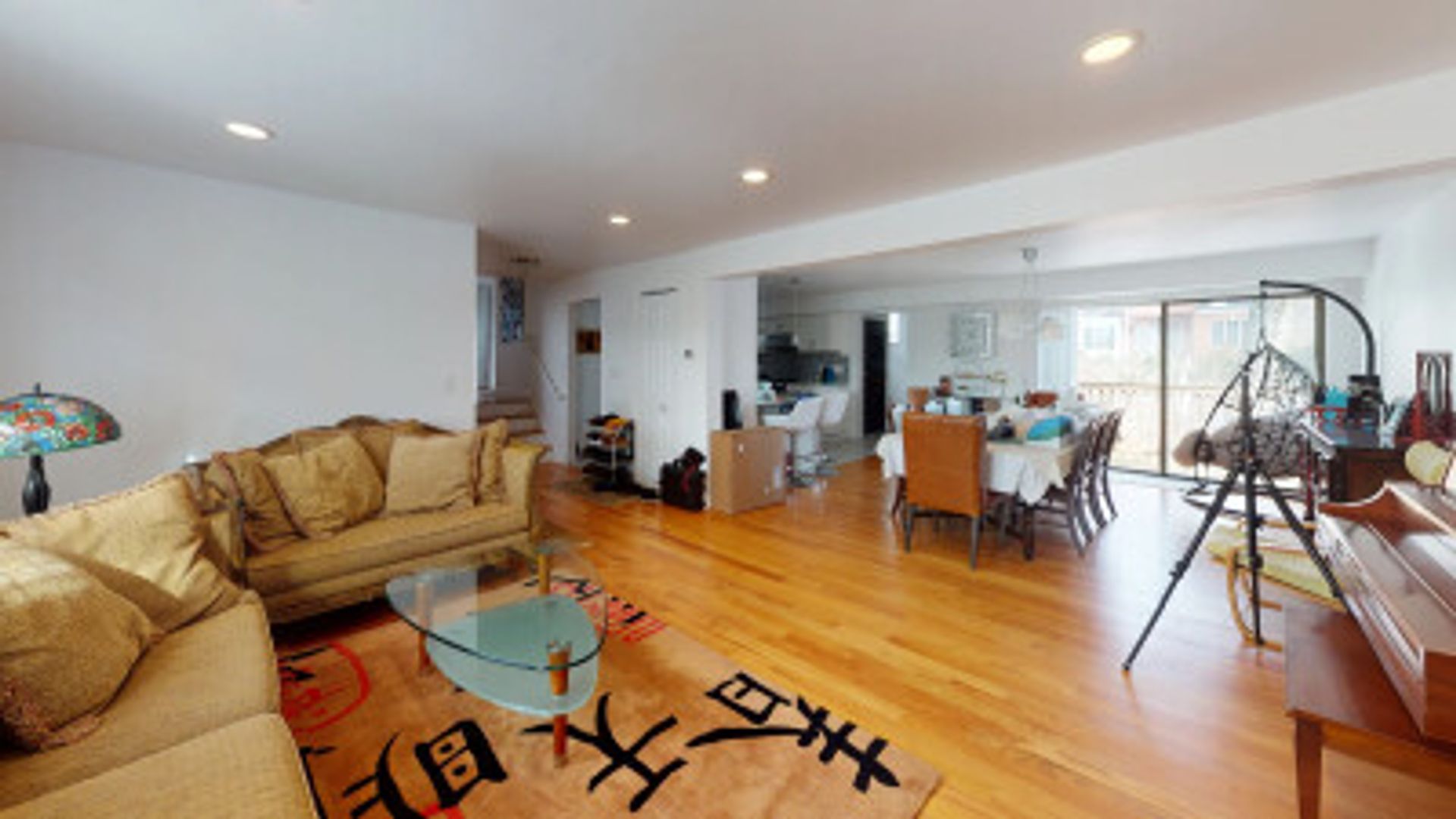 Chestnut Hill Townhome: 22-24 Broadlawn Park