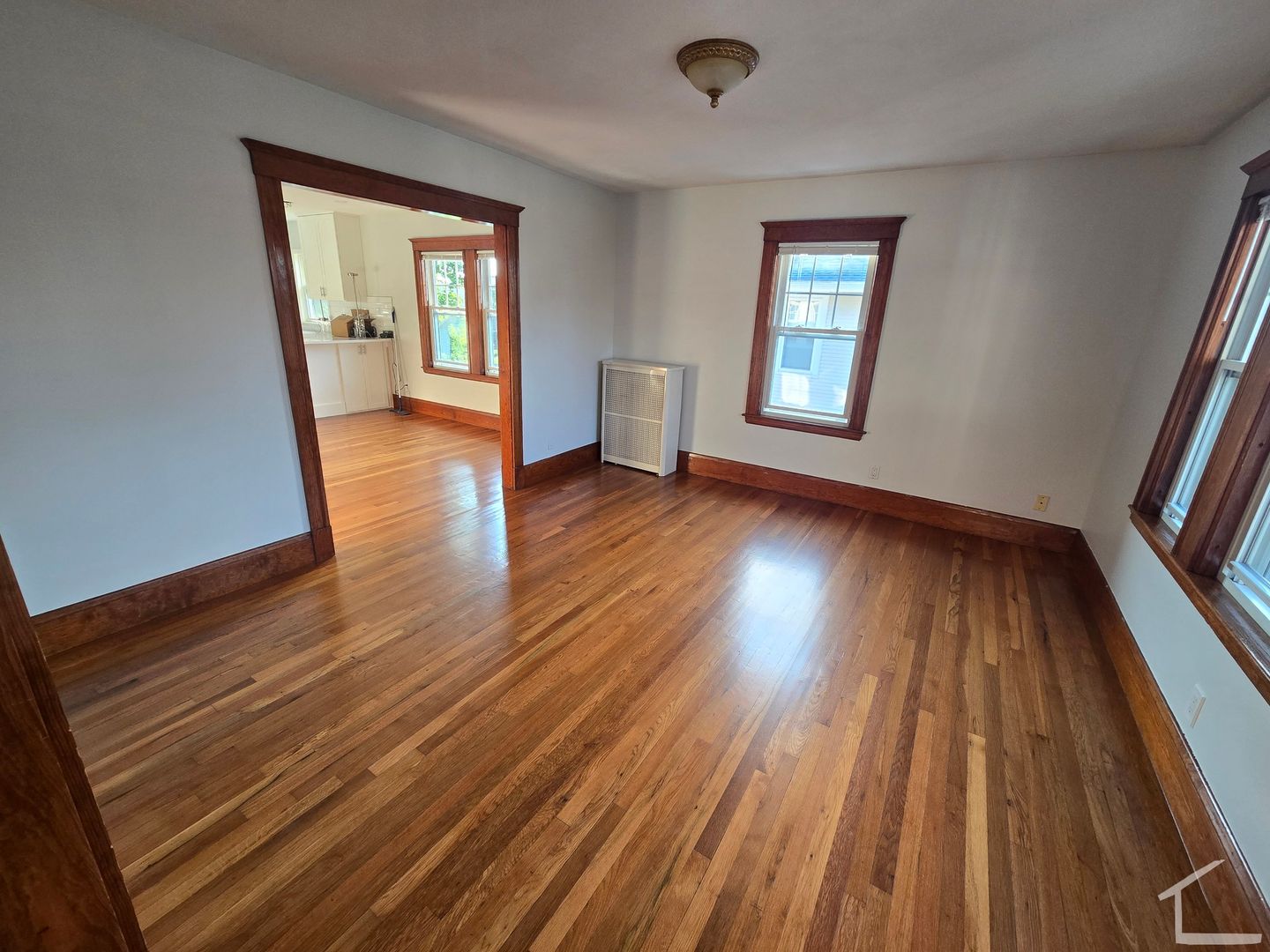 Newton Condo: 25 Milton St