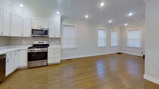 Allston 3 Bed, 2.5 Bath | 1,500 Sq Ft | 2 Months FREE | No Broker Fee – photo 1