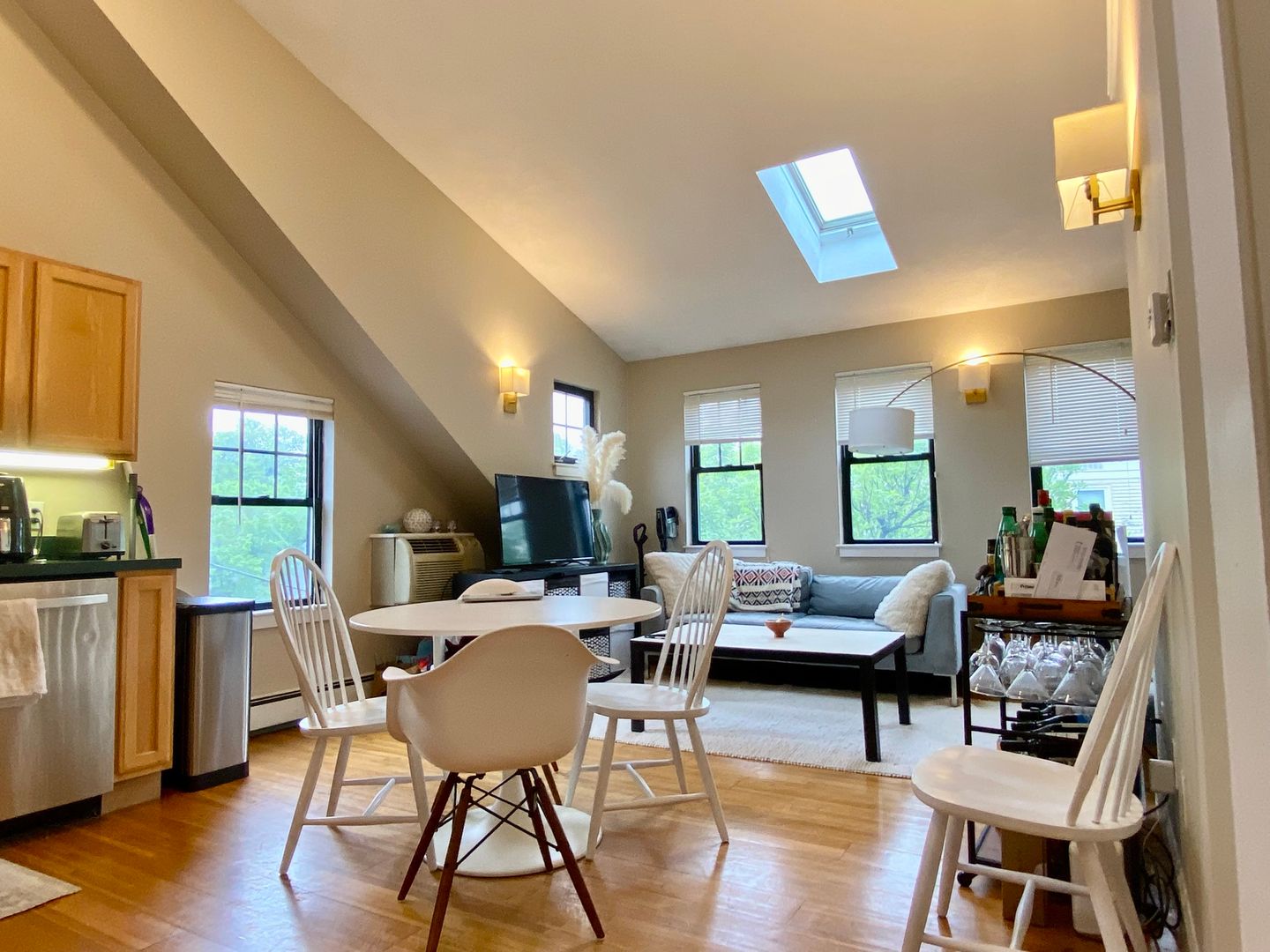 Cambridge Condo: 241 River St