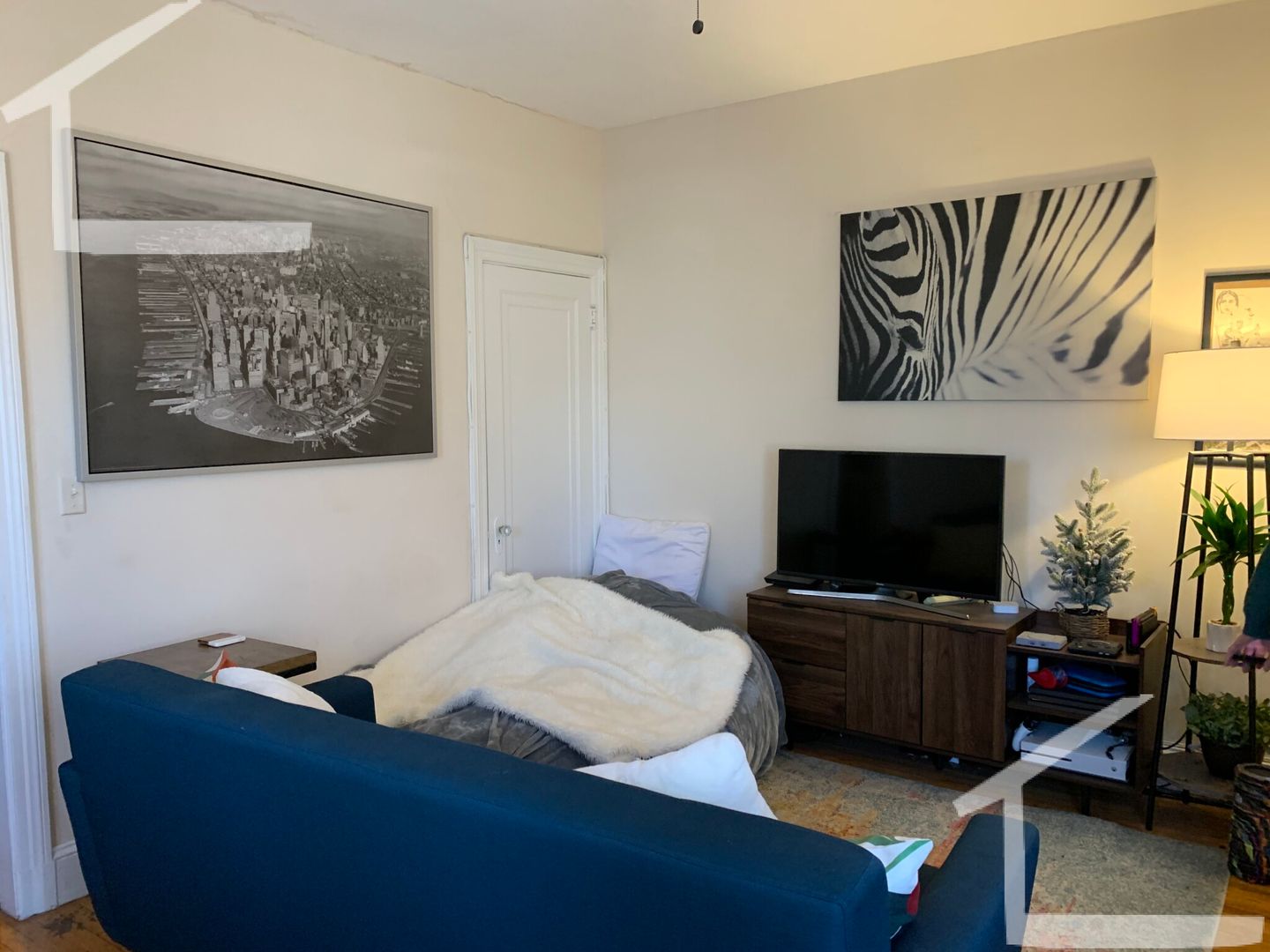 Boston Condo: 1095 Boylston St