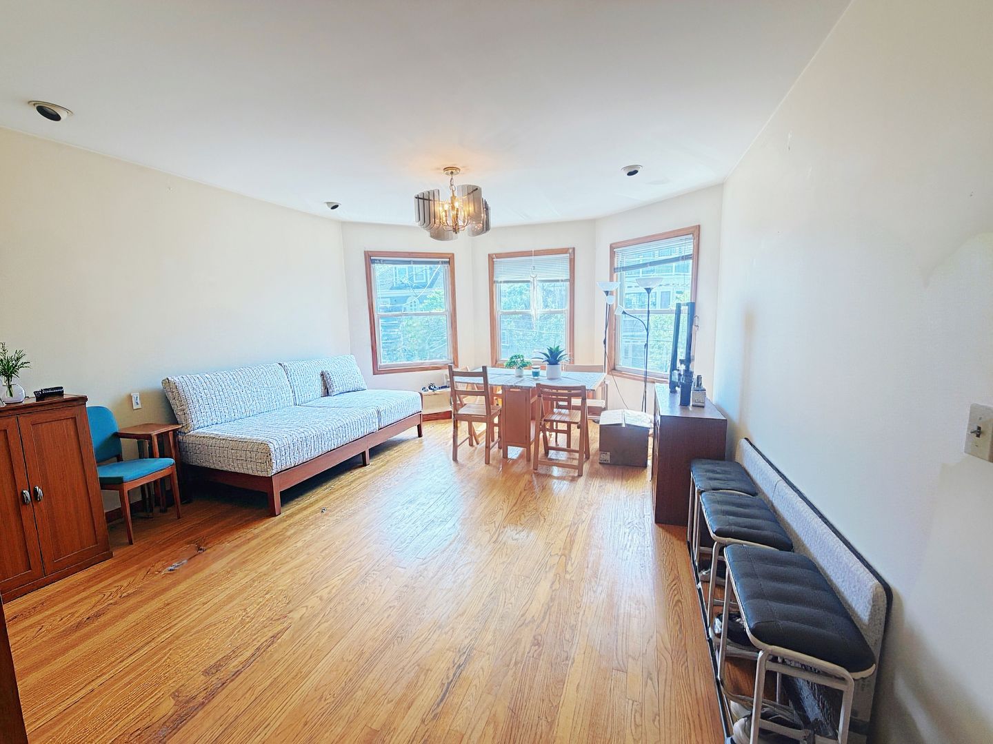 Brookline House: 86 Coolidge St