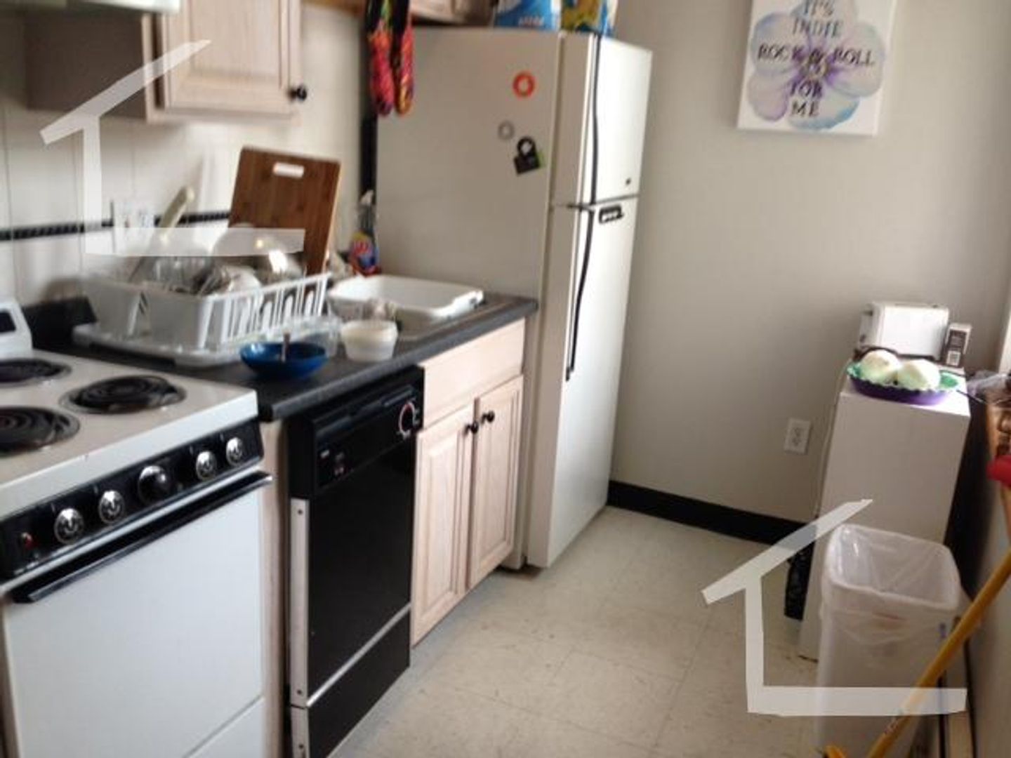 Boston Condo: 206 Chestnut Hill Ave #1