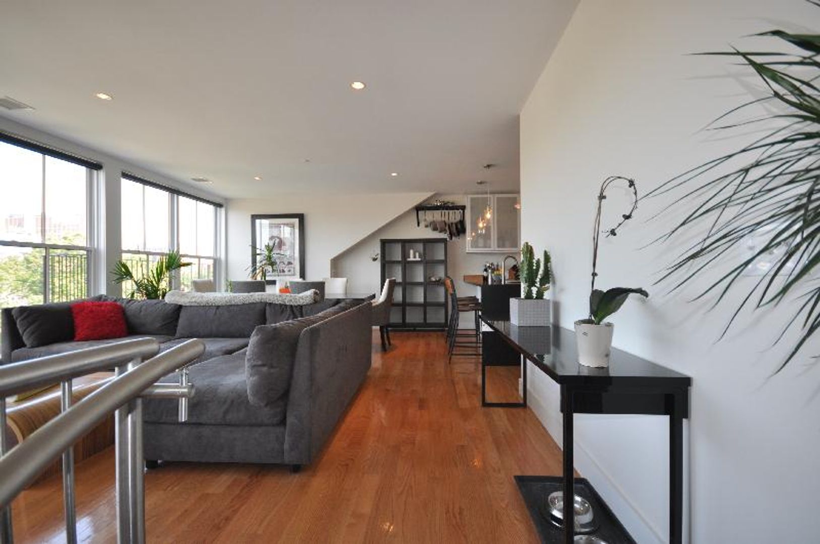 Boston Condo: 658 Massachusetts Ave