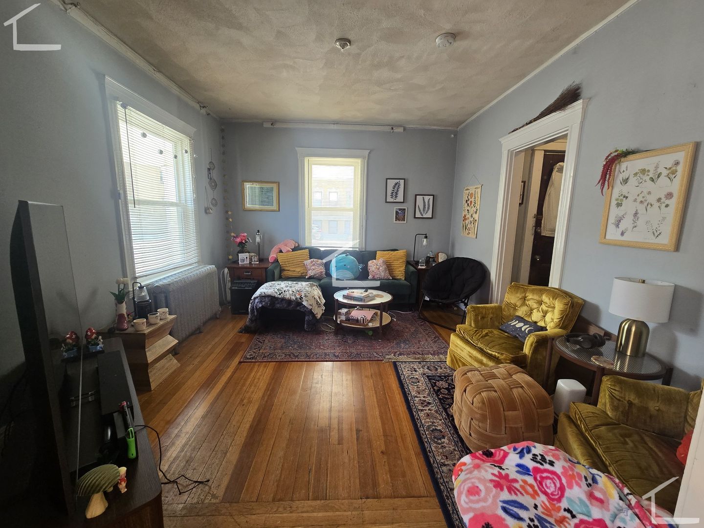 Boston House: 214 Kelton
