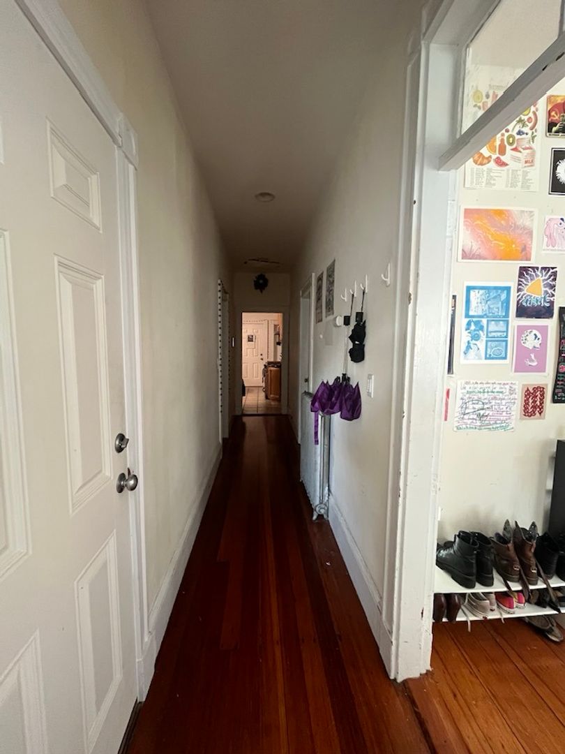 Boston House: 71 Calumet St