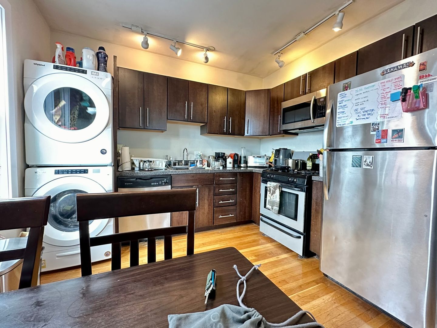 Boston Townhome: 813 Parker St