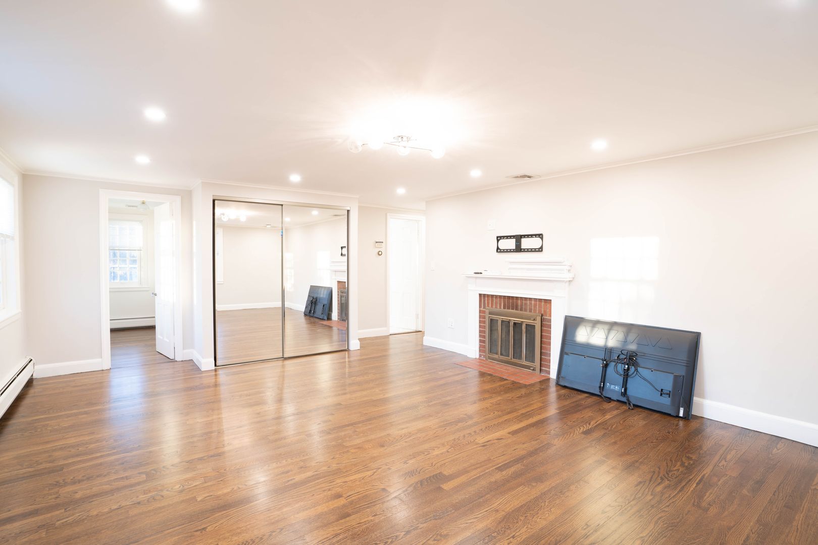 Newton House: 40 Puddingston Lane