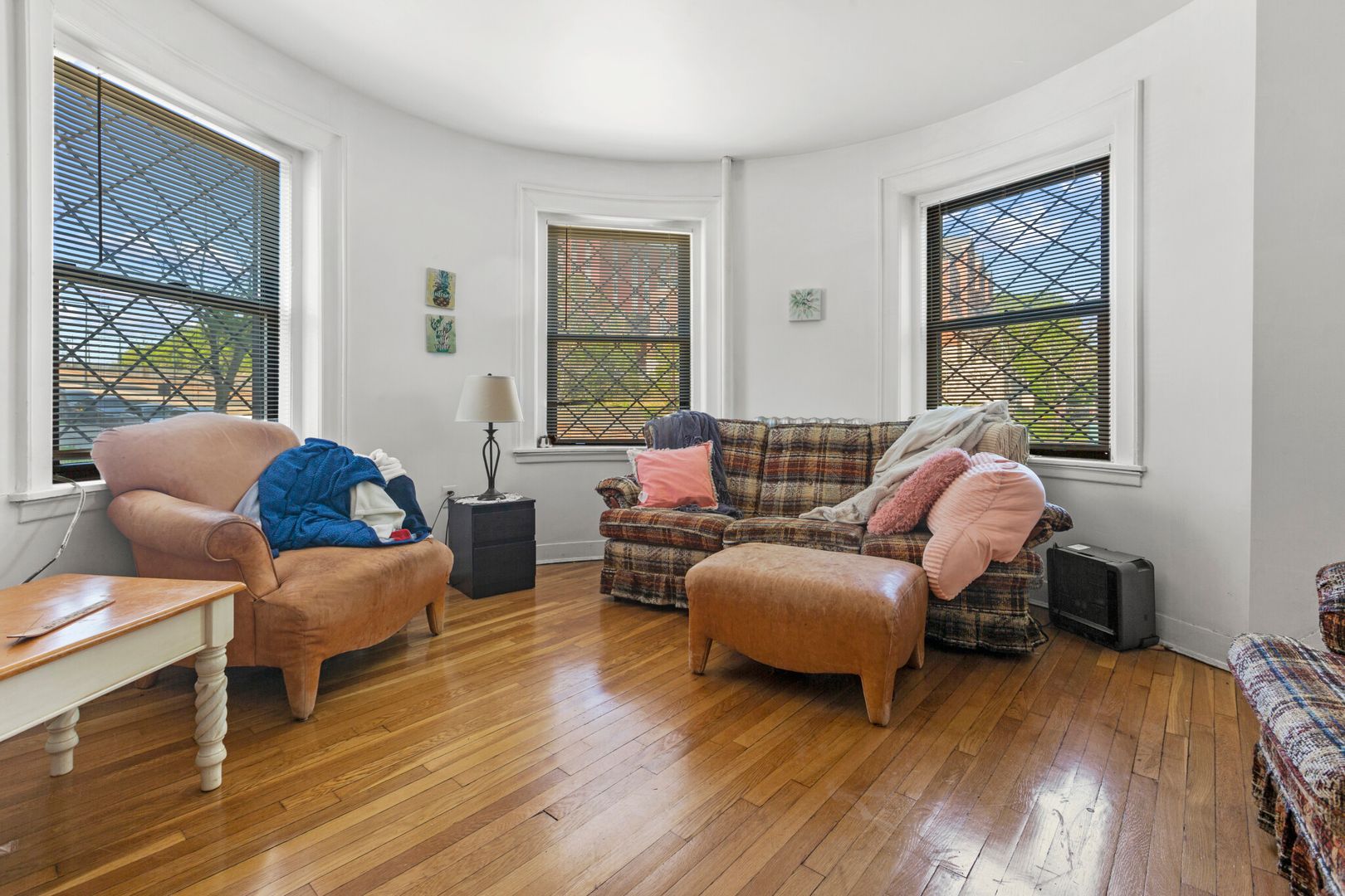 Boston Condo: 1465 Commonwealth Ave