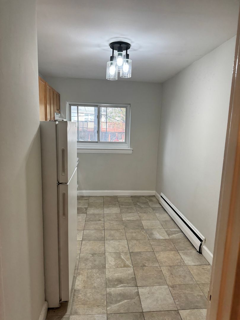 Boston House: 66 Chiswick Rd