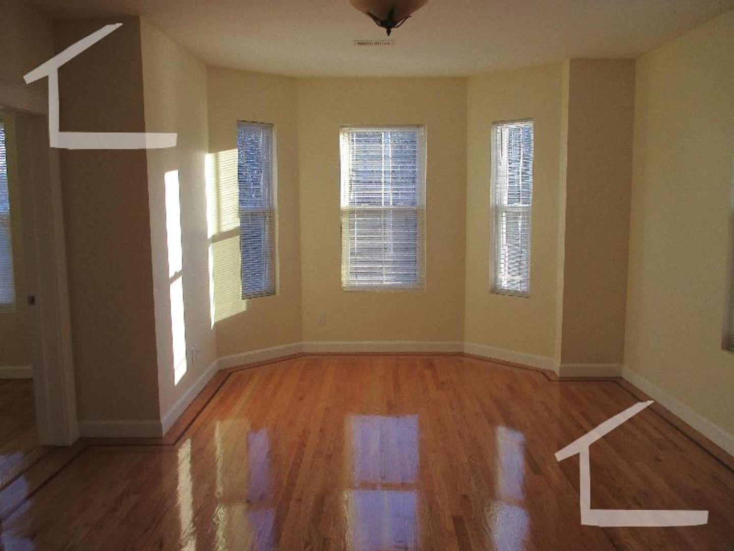 Brookline Condo: 225 Boylston St