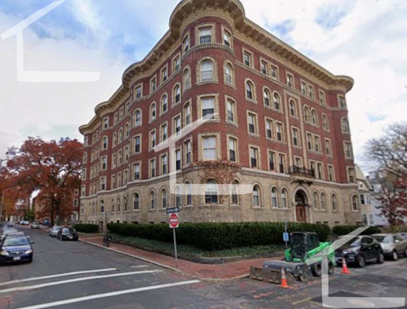 Cambridge House: 383 Harvard