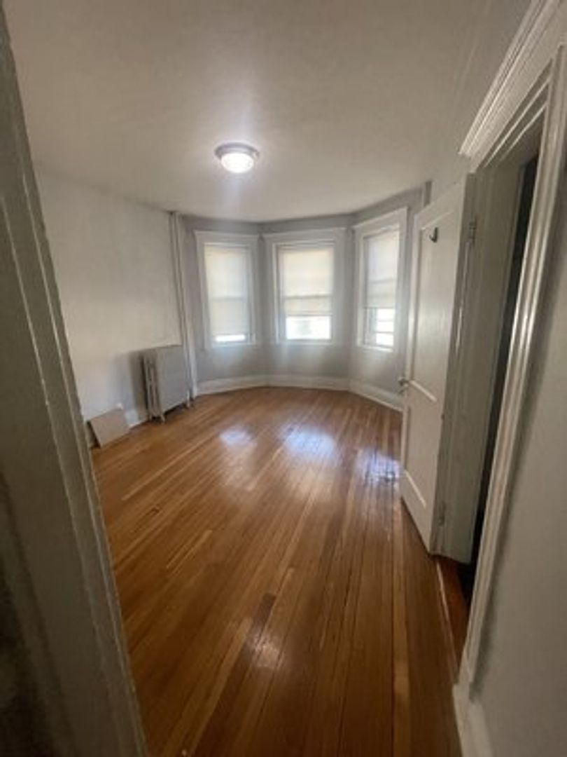 Boston Condo: 159 Kelton St.