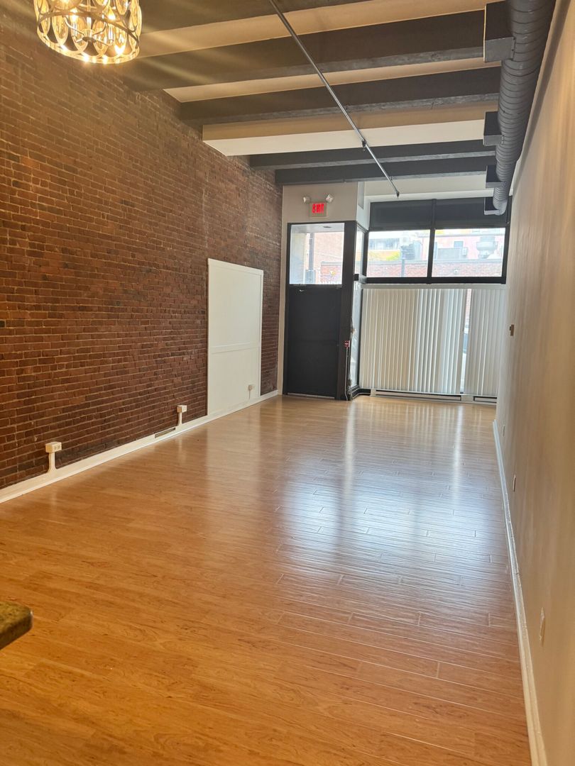 Boston (North End) House: 254 Freind St