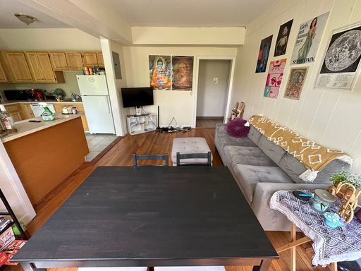 Allston 3 Bed – Balcony – Pet Friendly – Near Green Line – No Fee – photo 1