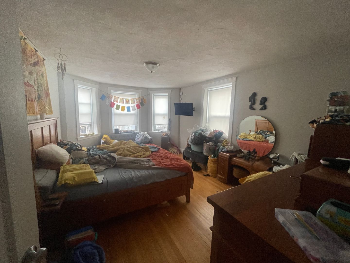 open House: 136 Davis Ave