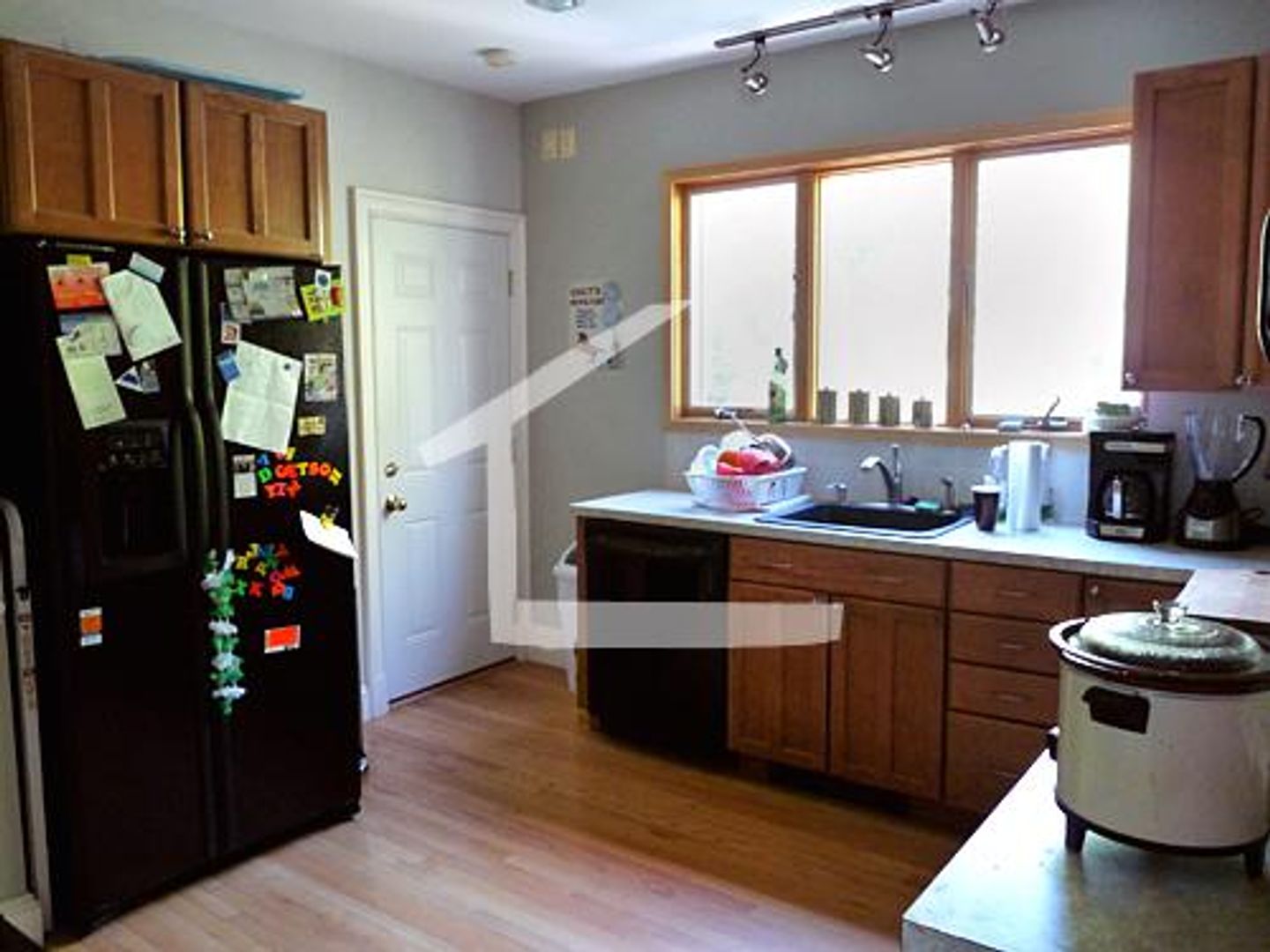 Boston House: 27 Raymond St