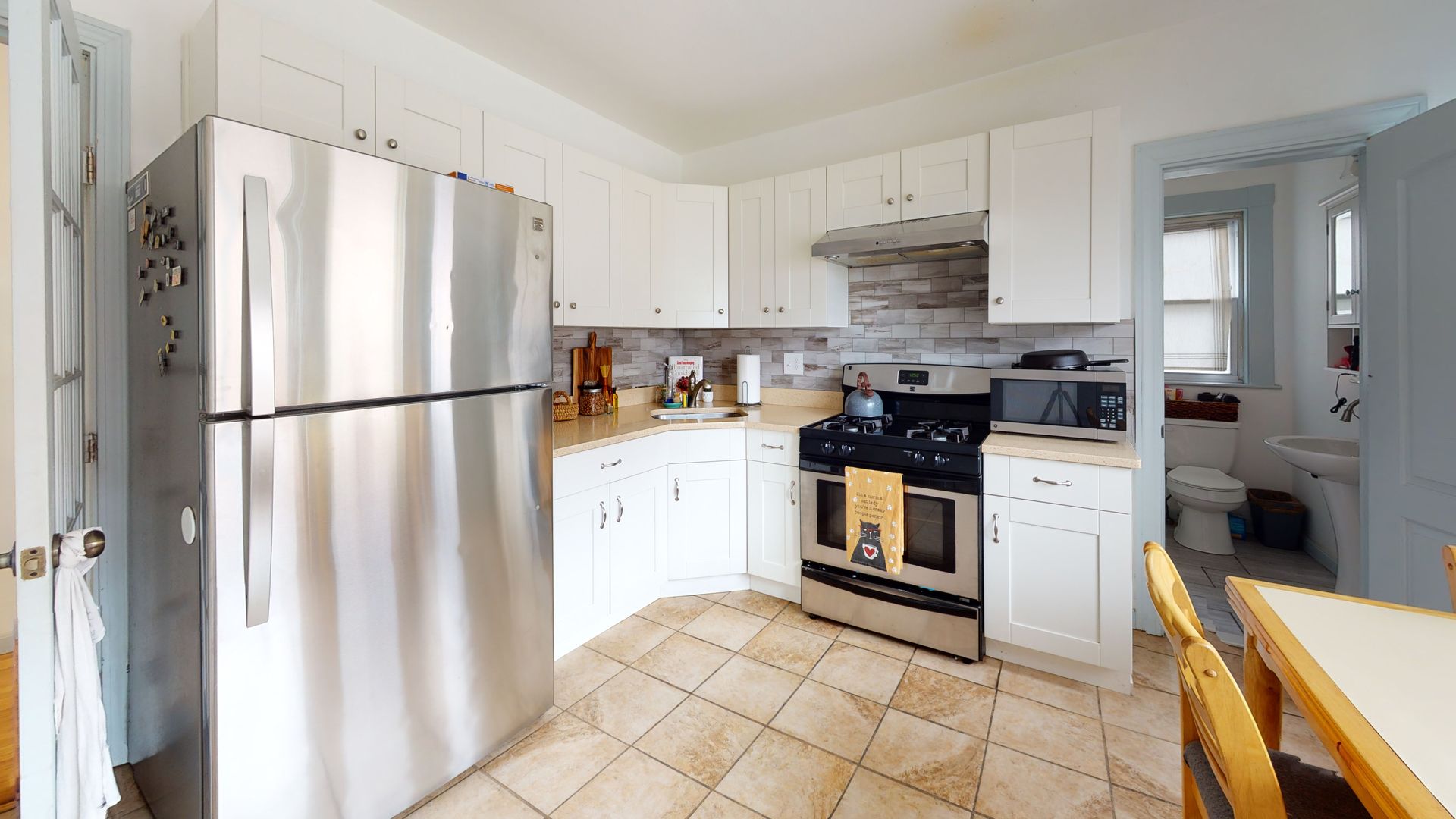 Waltham House: 7-9 Dexter St