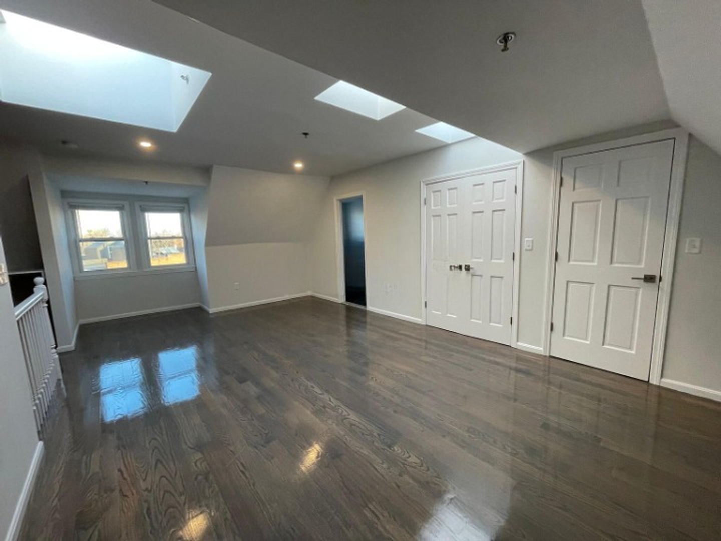 Brookline Condo: 1404 Beacon Street