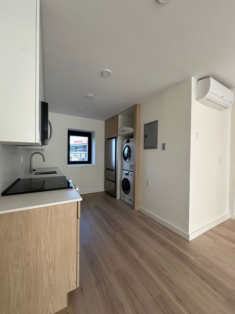 Boston Condo: 11 A Parker Hill Ave