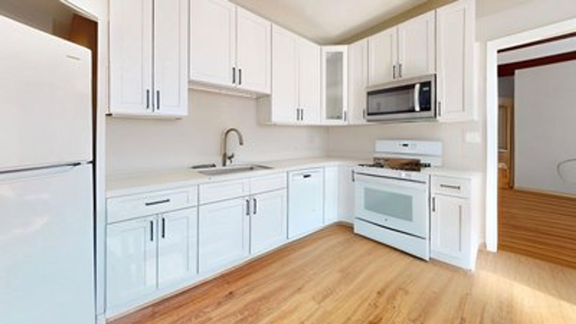 Waltham House: 12 Lyman St.