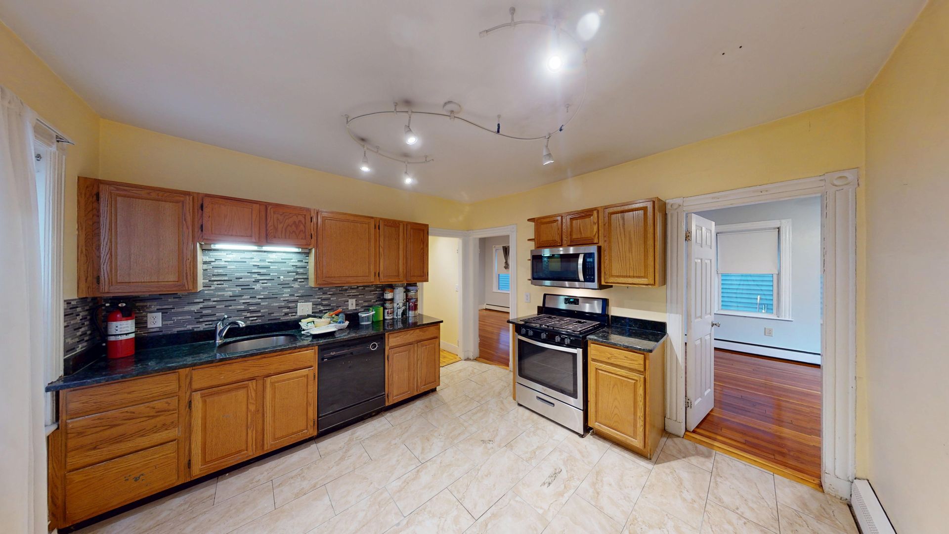 South Boston Townhome: 46 Middle St