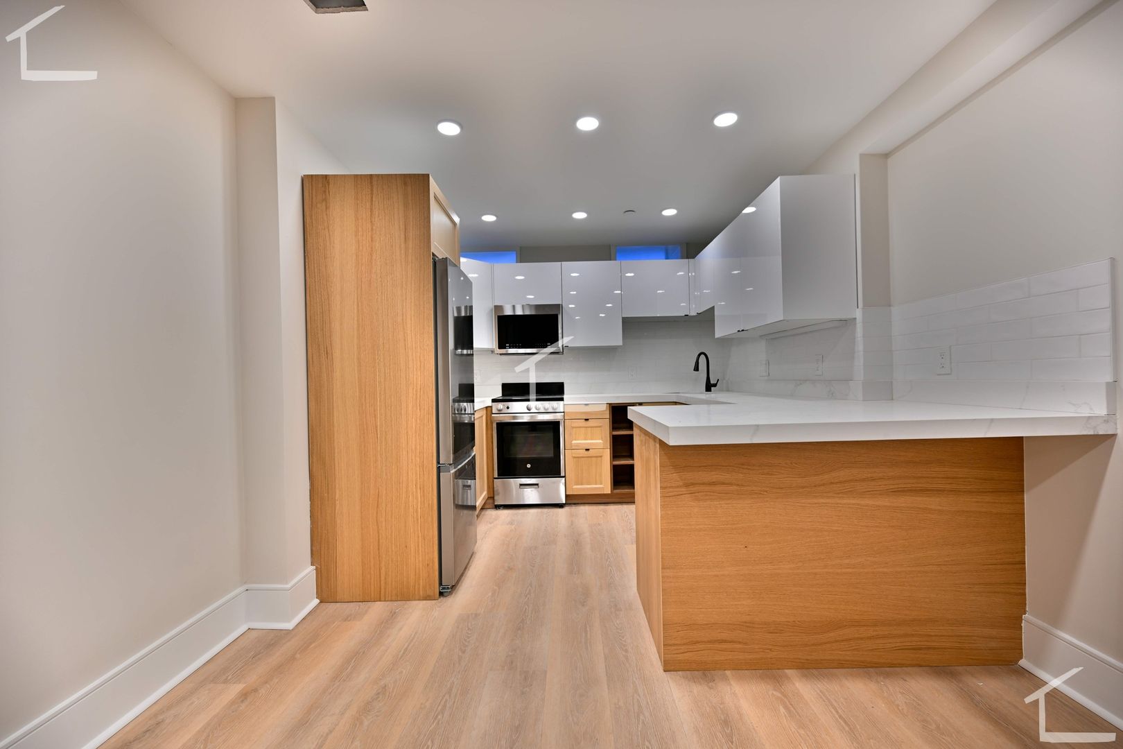 Boston Condo: 18 Winchester Street